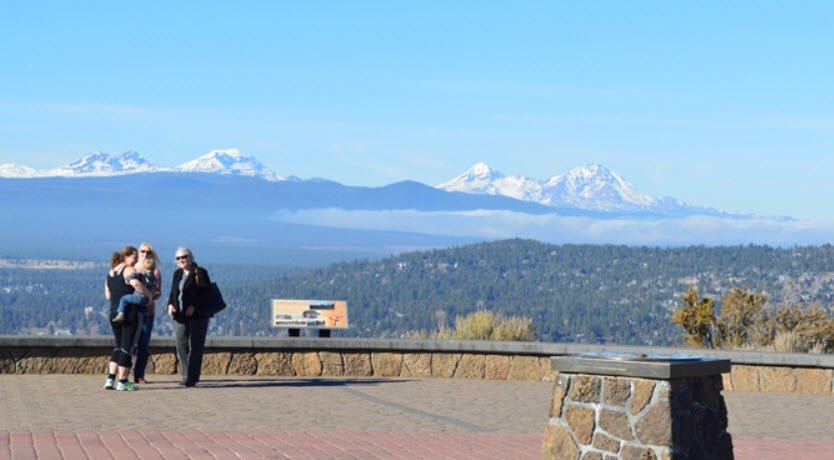 Pilot Butte State Scenic Viewpoint